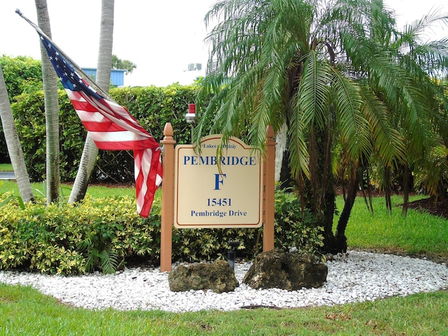 15451 Pembridge Dr Unit 217, Delray Beach, FL 33484 - view of community sign