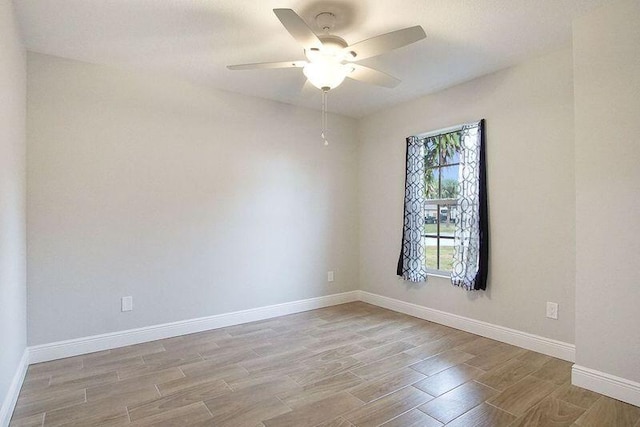 empty room with ceiling fan