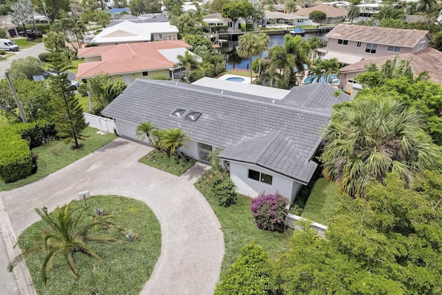 bird's eye view featuring a water view