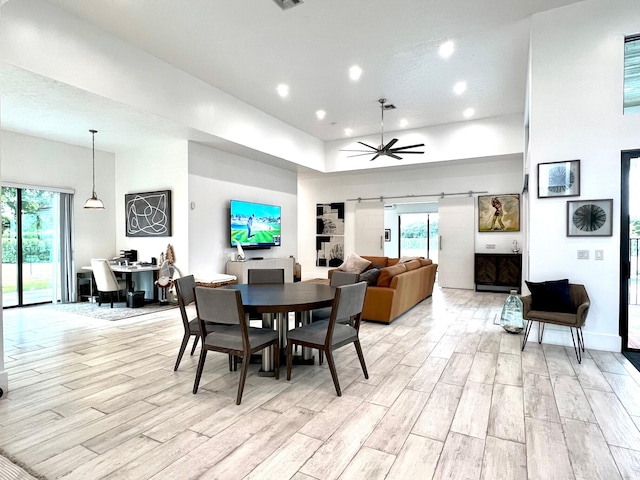 dining room with ceiling fan