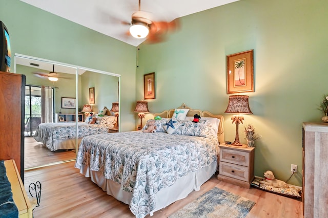 bedroom featuring light wood-type flooring and ceiling fan