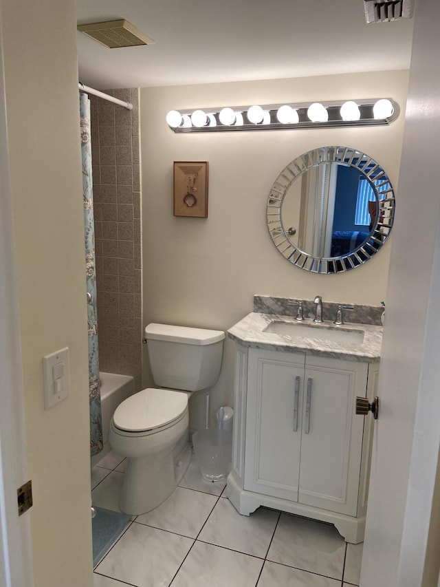 3560 Pine Tree Ct Unit A-2, Greenacres, FL 33463 - full bathroom featuring visible vents, shower / bath combo with shower curtain, toilet, and vanity