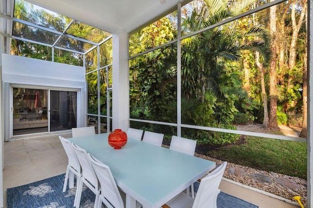 view of sunroom / solarium