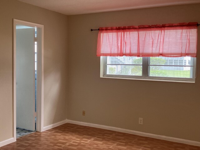 226 Camden J, West Palm Beach, FL 33417 - spare room with baseboards
