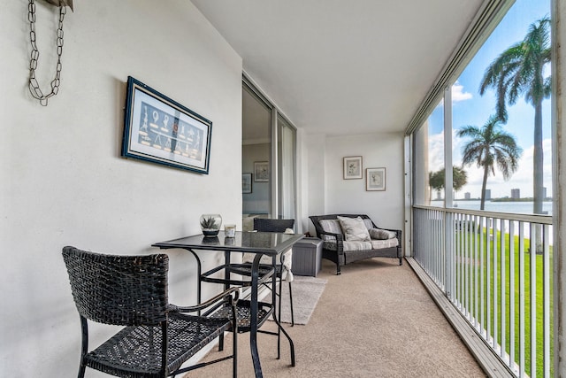 view of sunroom / solarium