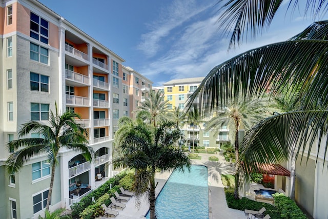 view of swimming pool
