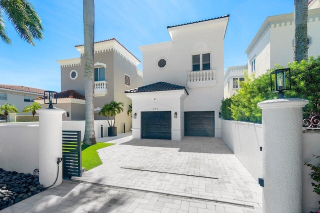 view of swimming pool with a grill, ceiling fan, and a patio area