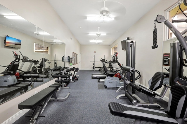 exercise room featuring ceiling fan