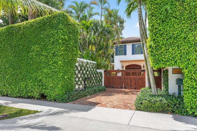 view of front of home with a garage