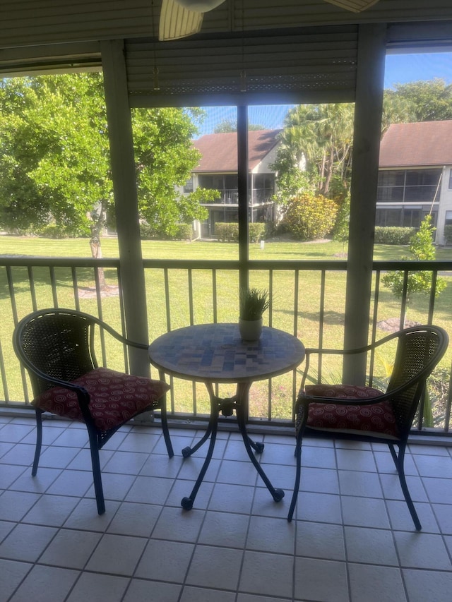 view of sunroom / solarium