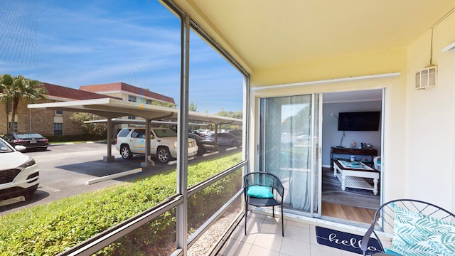 view of sunroom / solarium