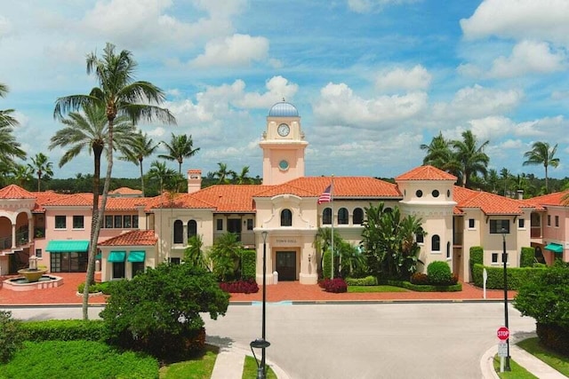 view of building exterior