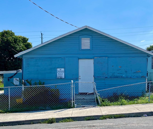 view of front of home