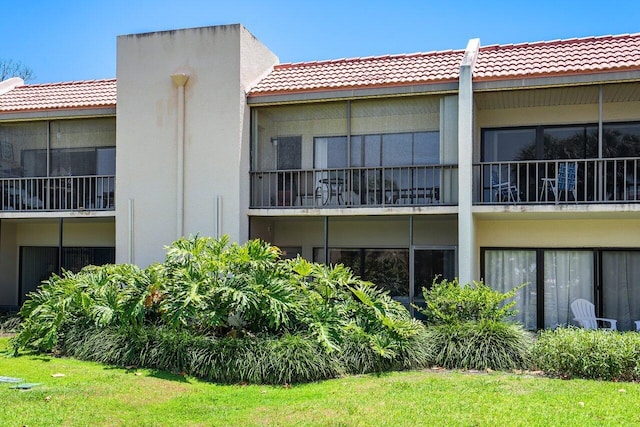 view of building exterior