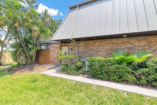 exterior space with a lawn