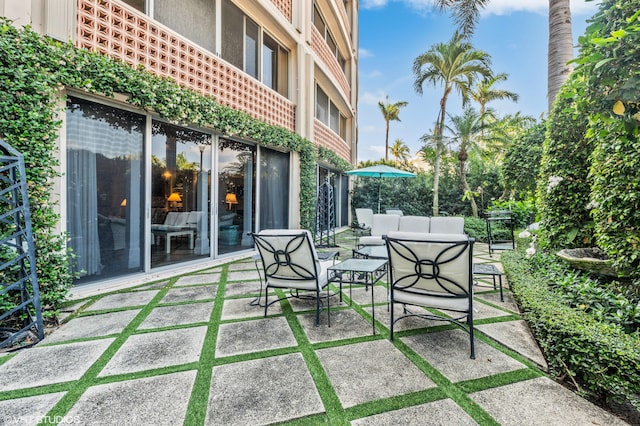 view of patio / terrace featuring outdoor lounge area