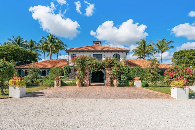 view of mediterranean / spanish-style house