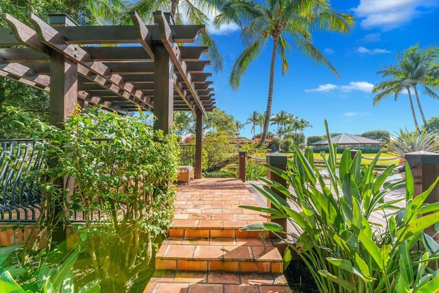 view of yard with a pergola