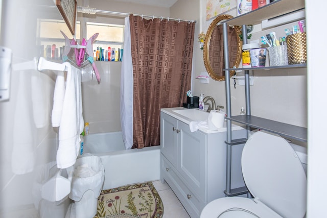 full bathroom featuring tile floors, shower / tub combo with curtain, toilet, and vanity