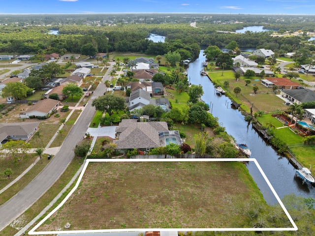 Listing photo 3 for 420 NE Cornwall Ave, Port Saint Lucie FL 34983