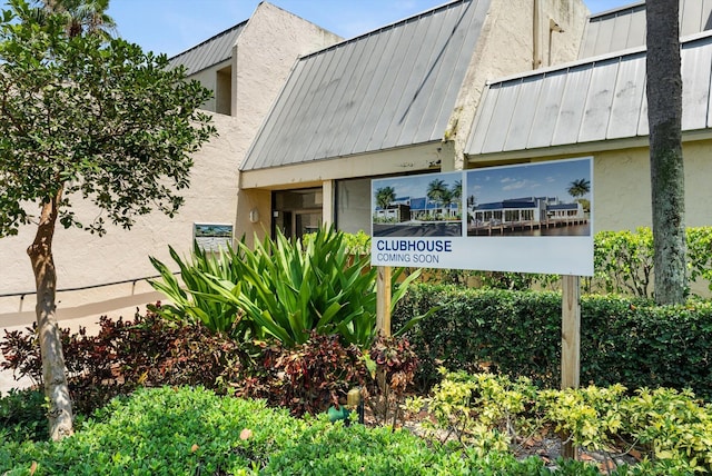 view of building exterior