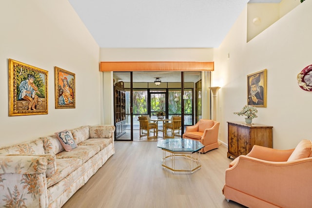 7825 Lexington Club Blvd Unit B, Delray Beach, FL 33446 - living room featuring wood finished floors