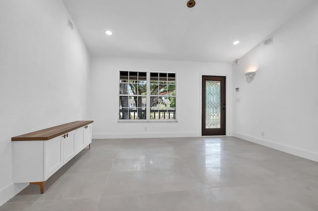 empty room featuring light tile floors