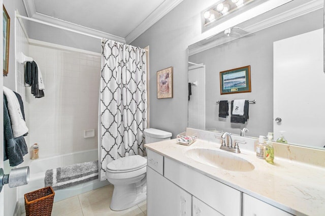 10695 Quail Covey Rd Azalea, Unit Azalea, Boynton Beach, FL 33436 - full bathroom featuring crown molding, vanity, toilet, tile patterned flooring, and shower / bath combo with shower curtain