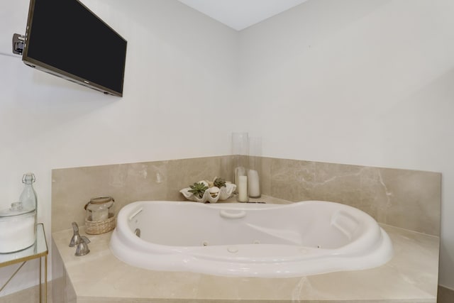 bathroom featuring a tub