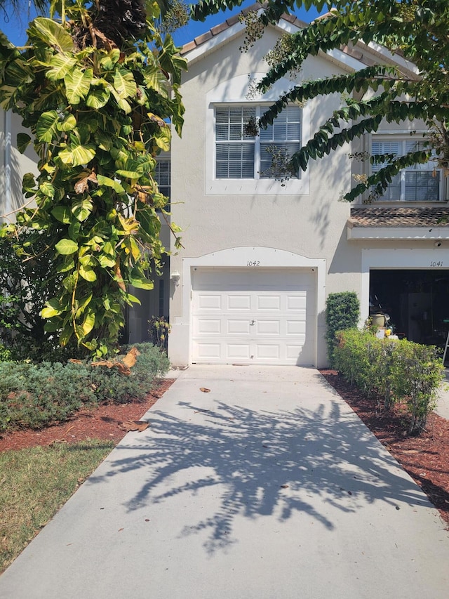 view of front facade with a garage