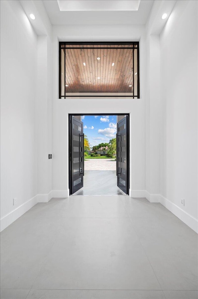 view of entrance foyer