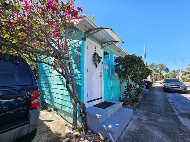 view of entrance to property