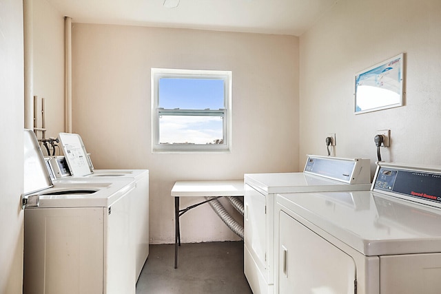 laundry room featuring washer and dryer