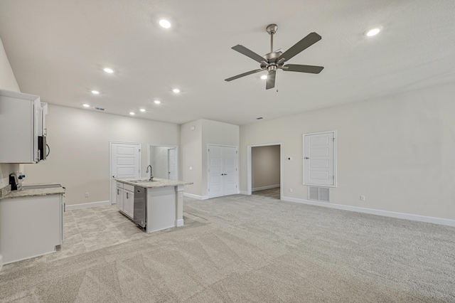 empty room featuring carpet floors