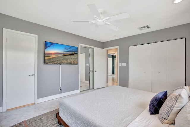 bedroom with ceiling fan