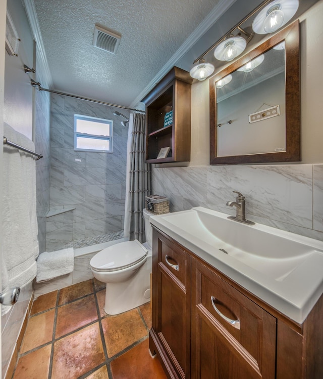 bathroom with vanity, a shower with shower curtain, decorative backsplash, toilet, and a textured ceiling