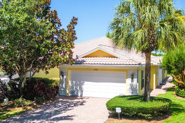 view of front of house with a garage