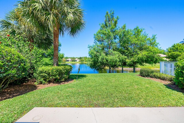 view of yard with a water view