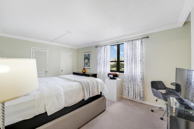 bedroom with light colored carpet, crown molding, and a textured ceiling