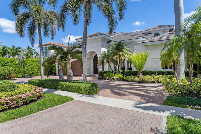 view of mediterranean / spanish-style house