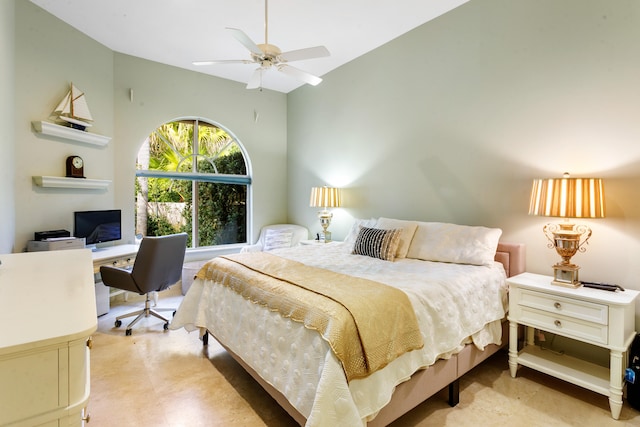 bedroom featuring ceiling fan