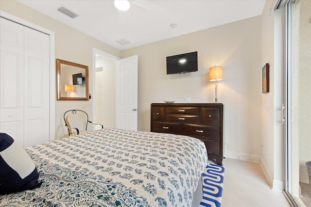 bedroom with a closet