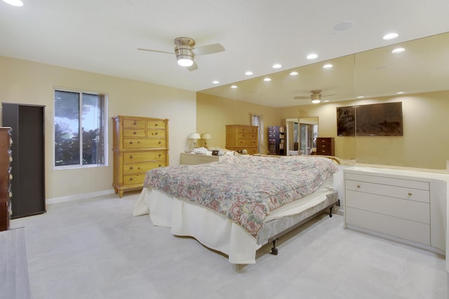 bedroom with ceiling fan