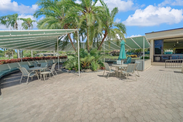 view of patio featuring a pergola