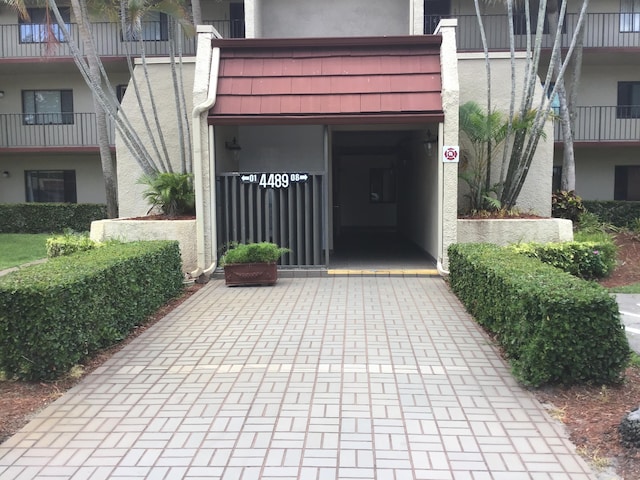 view of property entrance