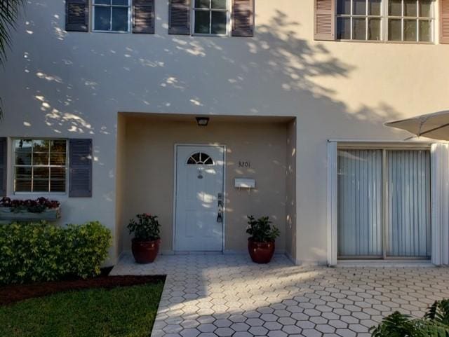 view of doorway to property