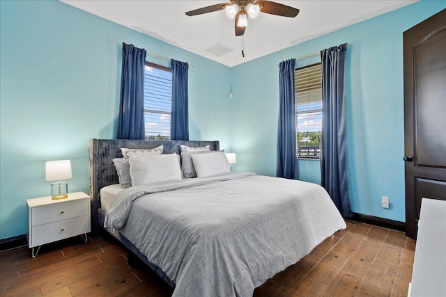 bedroom with ceiling fan