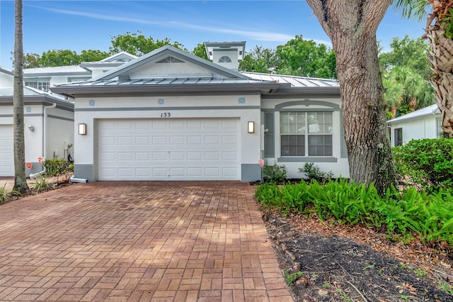 view of front of house featuring a garage