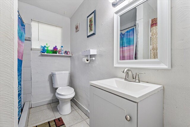 unfurnished sunroom featuring washer / clothes dryer