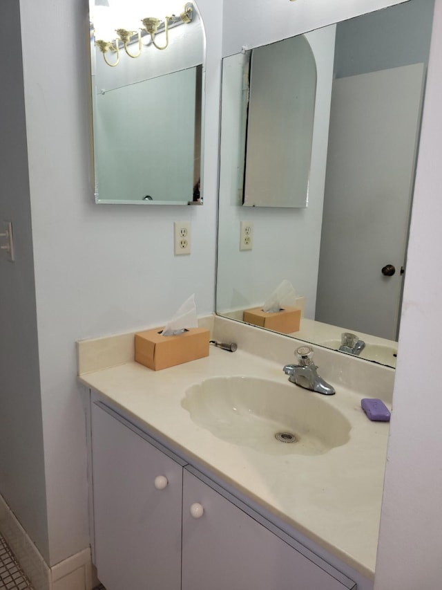 bathroom with vanity